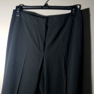 Like New Women pant. Black and white strip